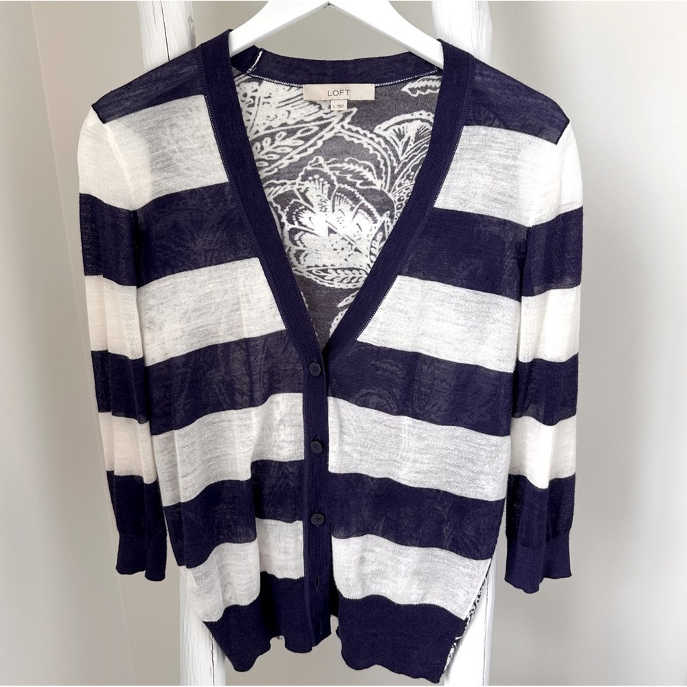 Loft Womenβs Lightweight Blue and White Cardigan Sweater SZ L